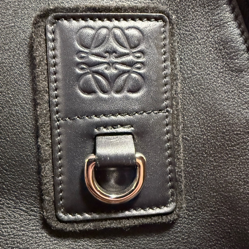 LOEWE AUTHENTIC ANAGRAM SLIM BLACK CALFSKIN LEATHER BACKPACK. EUC. - Picture 5 of 11